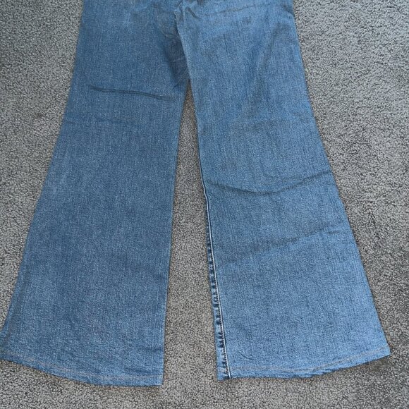 LEVI'S RIBCAGE BELL BLUE JEANS - BIG BELL BOTTOM FLARE EXTREME HIGH WAIST 28X30 - Picture 3 of 14